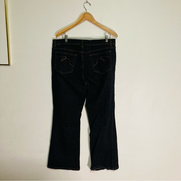 New York & company size 16 brown cotton capri pants - Picture 3 of 5